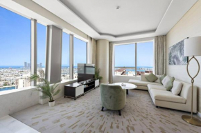 Stunning 1-BR Apartment In Heart Of The Palm
